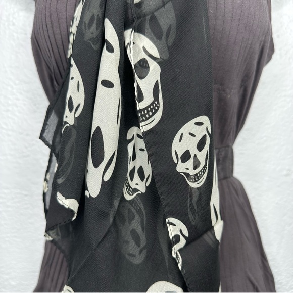 Skull scarf silky skull fabric use as table runner - Picture 6 of 8